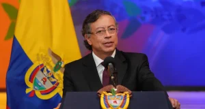 Petro demanda nulidad elección presidencial en Colombia